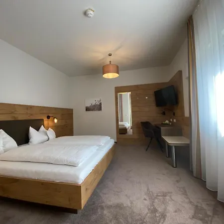 Hotel-pension Scharl Am Maibaum Szálloda Eitting