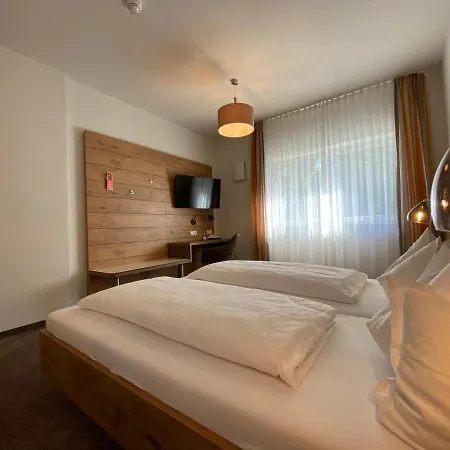 Hotel-pension Scharl Am Maibaum Szálloda