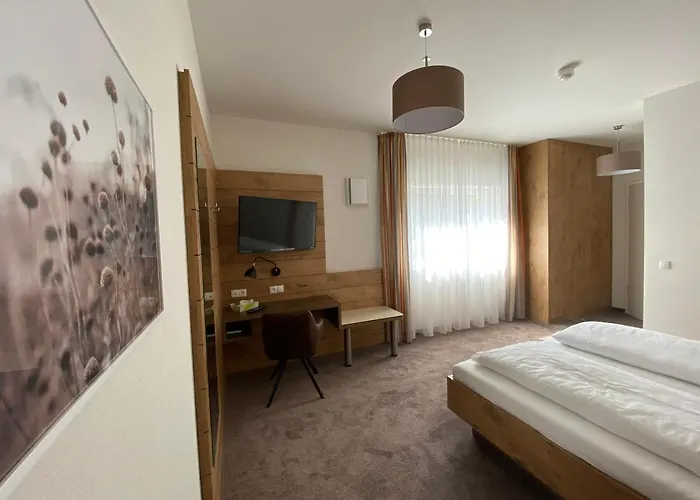 Hotel Hotel-pension Scharl Am Maibaum Eitting