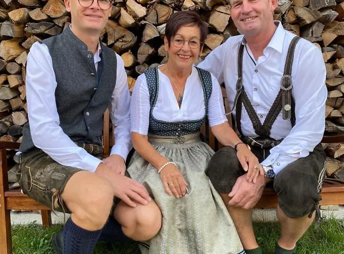 Hotel Hotel-pension Scharl Am Maibaum Eitting