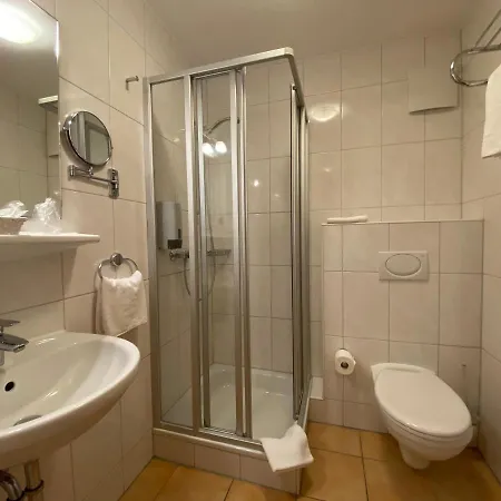 Hotel-pension Scharl Am Maibaum